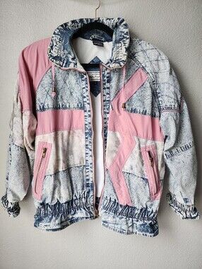 International Outerwear Vintage Acid Wash Quilted Denim Jacket Size Medium